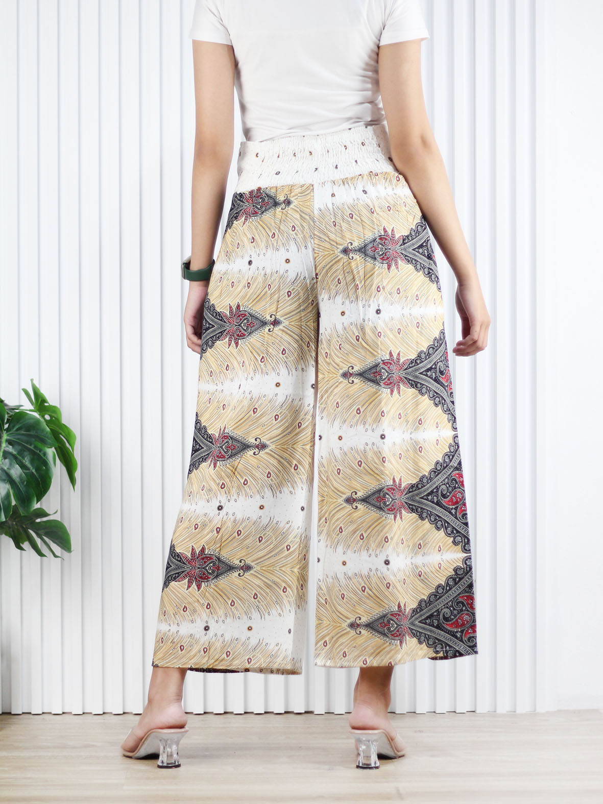 Gaucho Pants Shangri-La